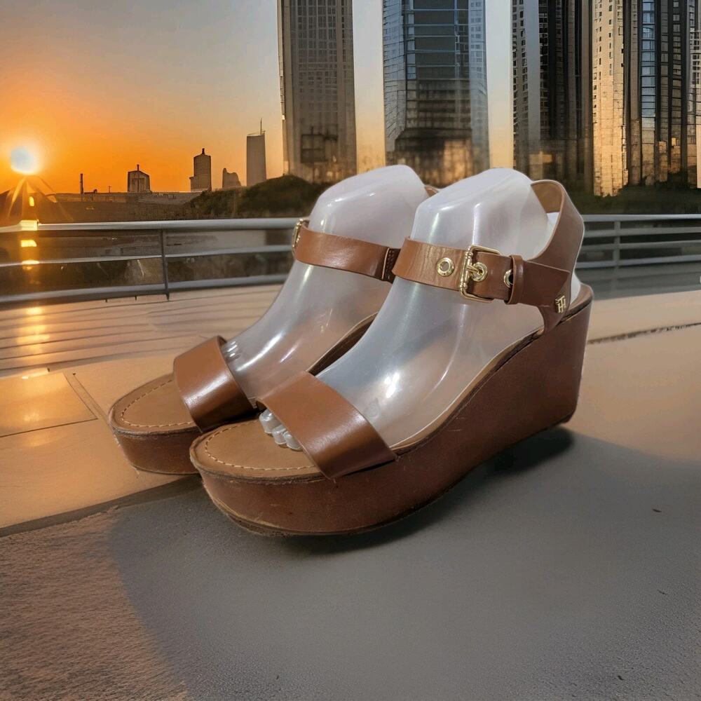 Women's Tommy Hilfiger TW Witt Wedge Sandals Brown Faux Leather Size 10 M
